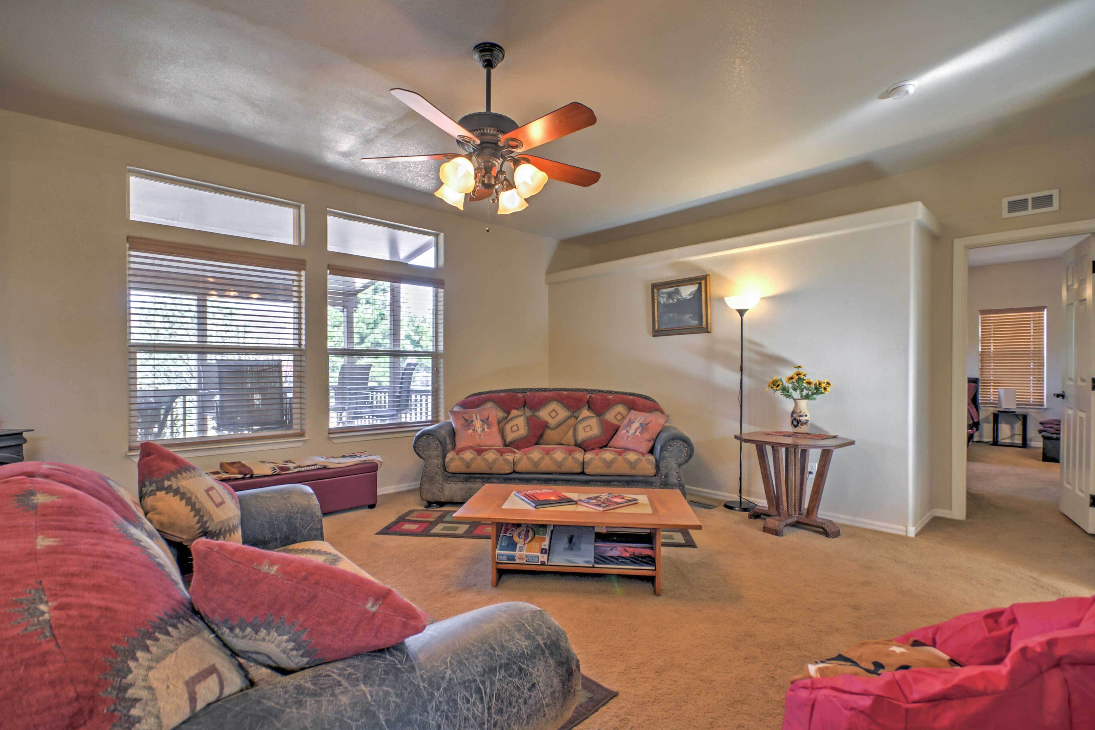 Beautiful Kanab Home w/ Yard - Walk to Restaurants