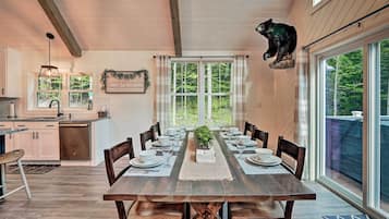 Rumah (4 Bedrooms) | Interior