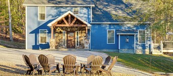 Benezette Cabin w/ Hot Tub, Grill & Mtn Views