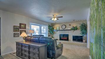 House (5 Bedrooms) | Interior