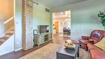 單棟房屋 (5 Bedrooms) | 內部