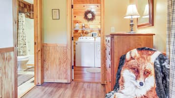 House (1 Bedroom) | Interior