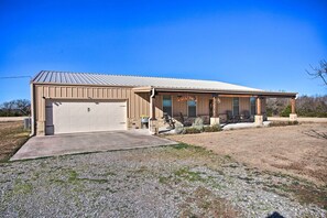 House (3 Bedrooms) | Interior - Pet-friendly Anna Ranch on 13 Acres! (Anna)