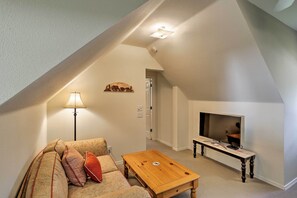 House (3 Bedrooms) | Bahagian dalam
