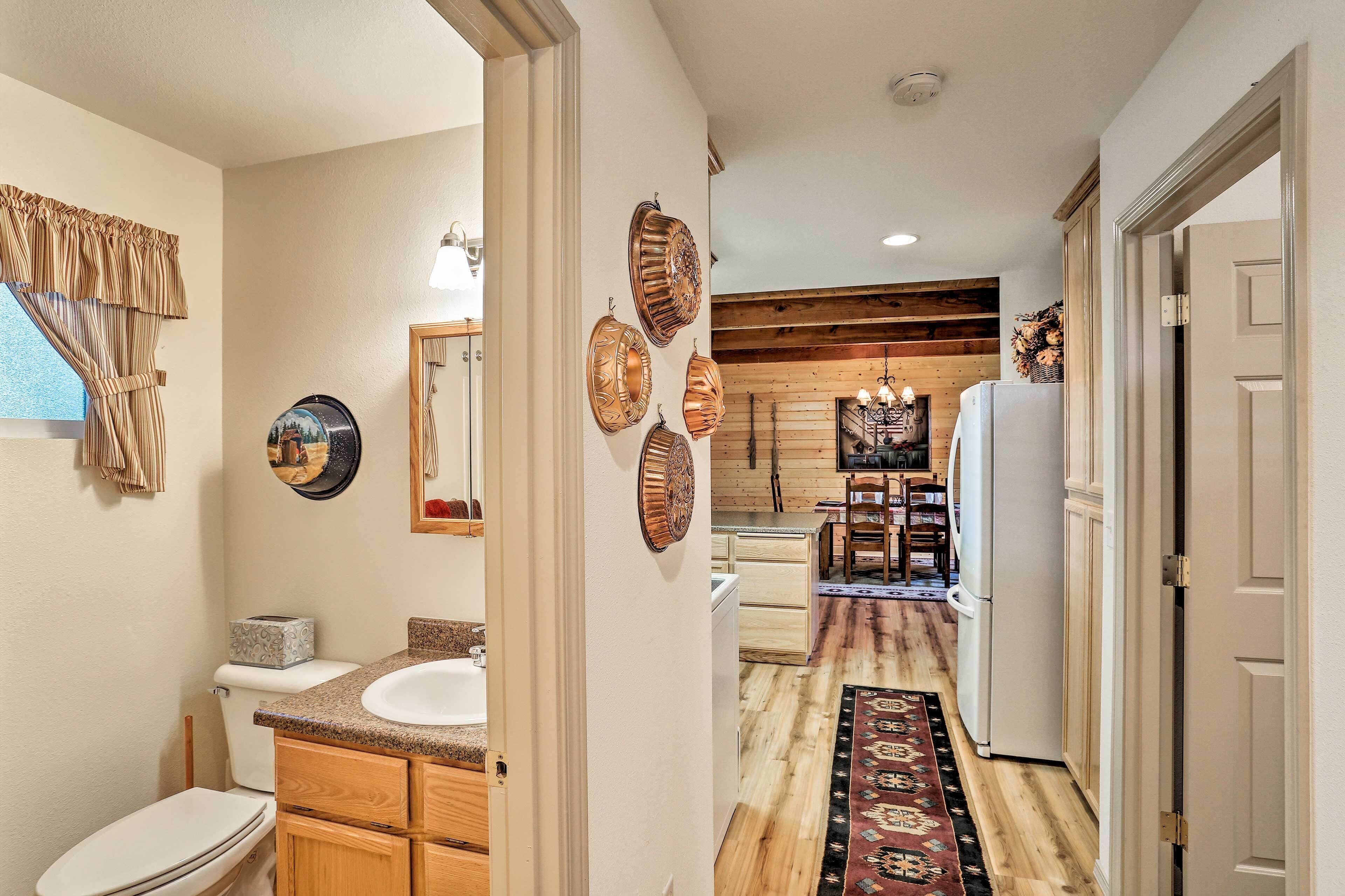 House (3 Bedrooms) | Interior