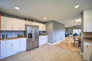 Interior - Home w/ Yard: 8 Mi to French Broad River Park (Asheville)