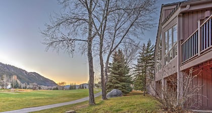 Charming Mtn Home on Golf Course ~ 4 Mi to Slopes!
