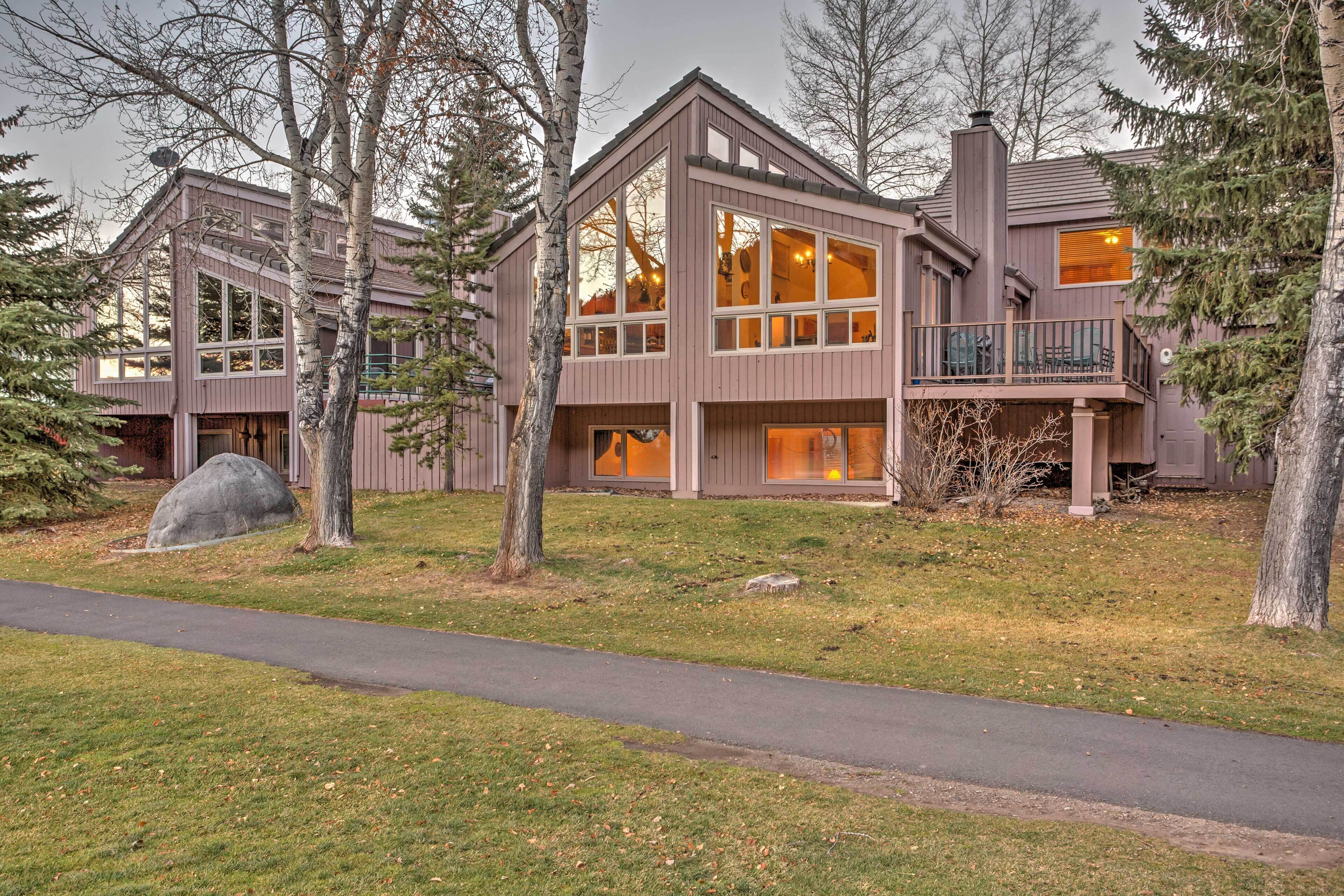 House (4 Bedrooms) | Interior