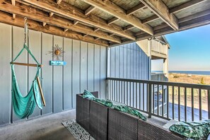 Apartment (1 Bedroom) | Interior - Condo w/ Pool Access - Walk to Beach! (Carolina Beach)