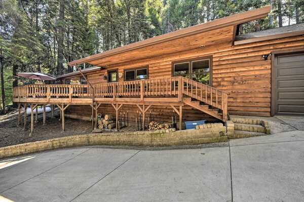 11 Mi To Apple Hill: Pollock Pines Resort Cabin - Pollock Pines, CA