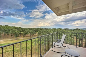 Apartment (2 Bedrooms) | Interior - Golf Course & Lake Views: Cozy Afton Condo! (Afton)