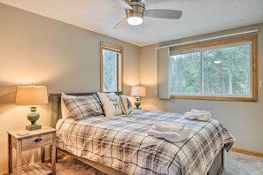 House (3 Bedrooms) | Interior - Campton Home w/ Mtn Views - Close to the Slopes! (Campton)