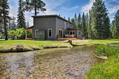 Creekfront Lincoln Home, Steps From Downtown!