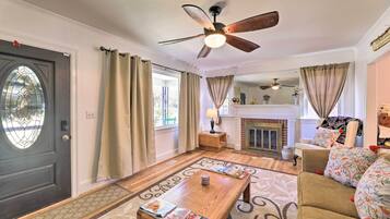 House (5 Bedrooms) | Interior