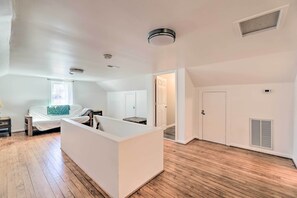 House (5 Bedrooms) | Interior - Convenient Jacksonville Home w/ Yard & Patio! (Jacksonville)