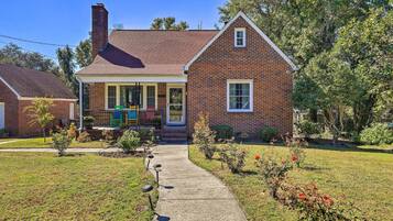 Nhà (5 Bedrooms) | Mặt tiền nơi lưu trú