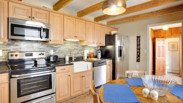 Cottage (3 Bedrooms) | Interior