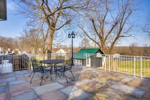 Cottage (3 Bedrooms) | Front of property