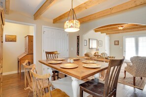 Cottage (3 Bedrooms) | Interior - 'cumberland Cottage' - 2 Blocks to Downtown Dover! (Dover)