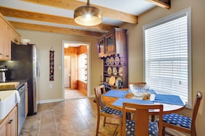 Cottage (3 Bedrooms) | Interior