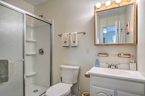 House (4 Bedrooms) | Interior - Cozy Oak Island House < 1 Mi to Beaches! (Oak Island)