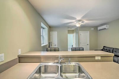 ~ 2 Mi to Downtown - Cozy Cleveland Unit