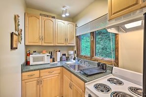 House (2 Bedrooms) | Interior - Cozy Roan Mountain Cabin w/ Private Balcony! (Roan Mountain)