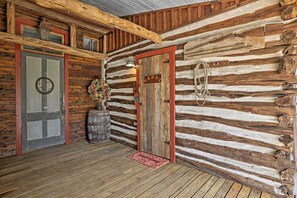 Interior - Custom 'texas Cabin' Studio - 5 Min to Gruene Hall (New Braunfels)