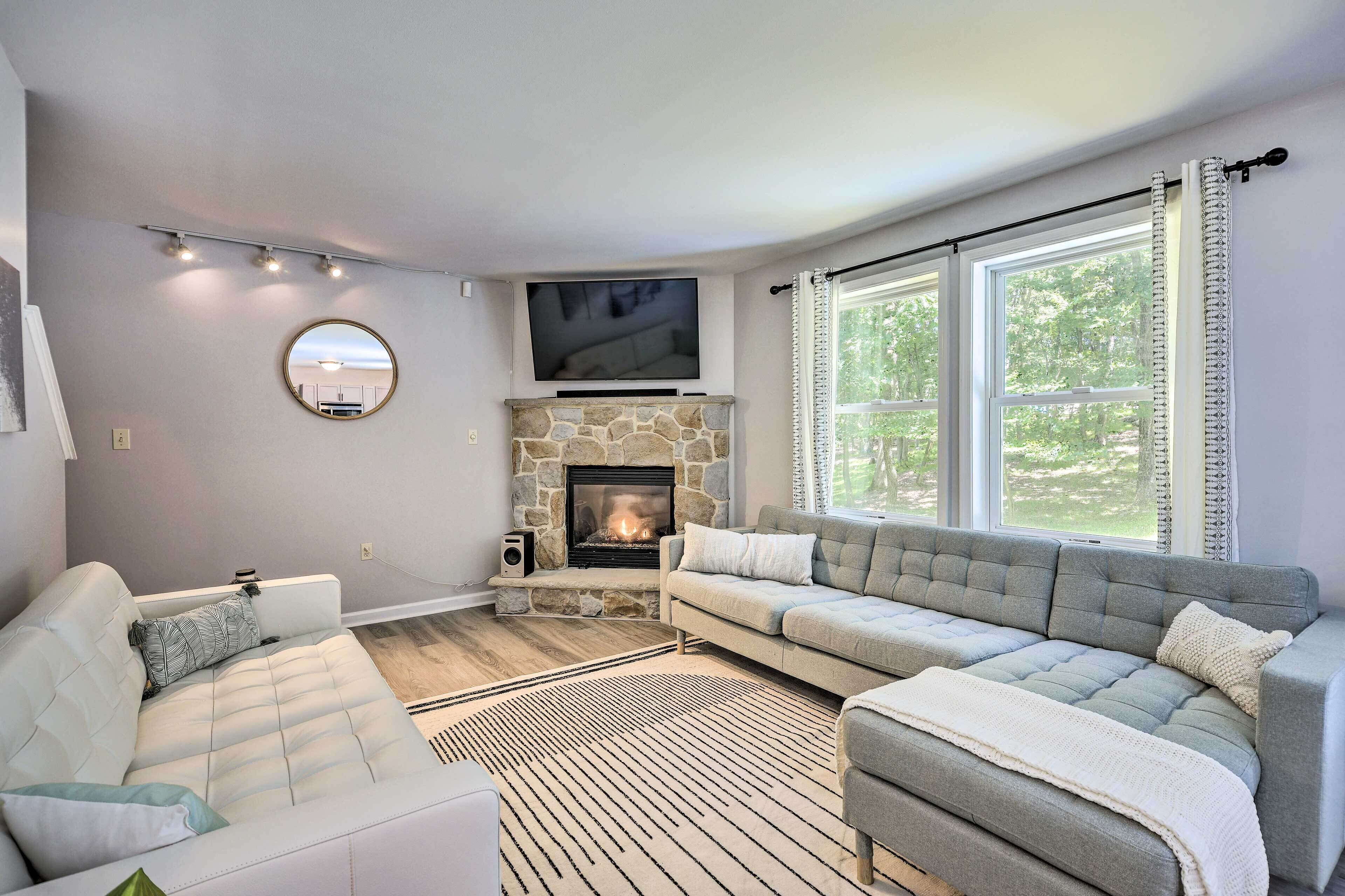 East Stroudsburg Getaway w/ Game Room: Ski & Swim!