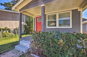 Exterior detail - Cozy Montgomery Home: Walk to Lake Conroe! (Montgomery)