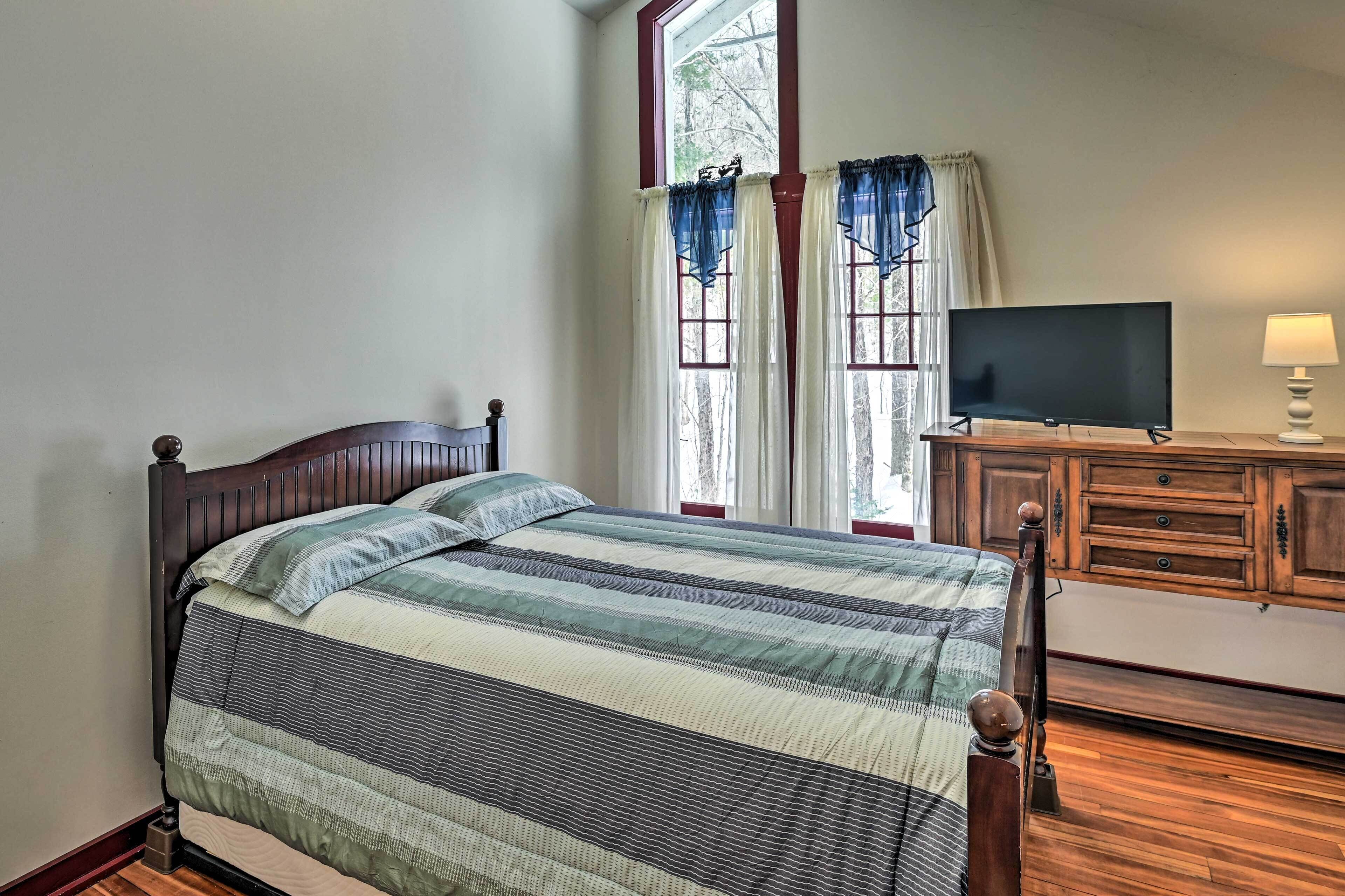 House (5 Bedrooms) | Interior