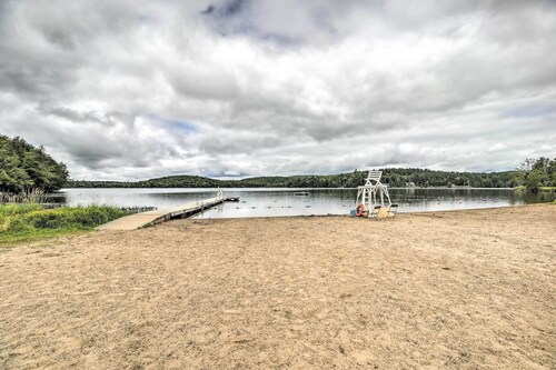 Pet-friendly Saranac Lake Retreat w/ Deck & Yard