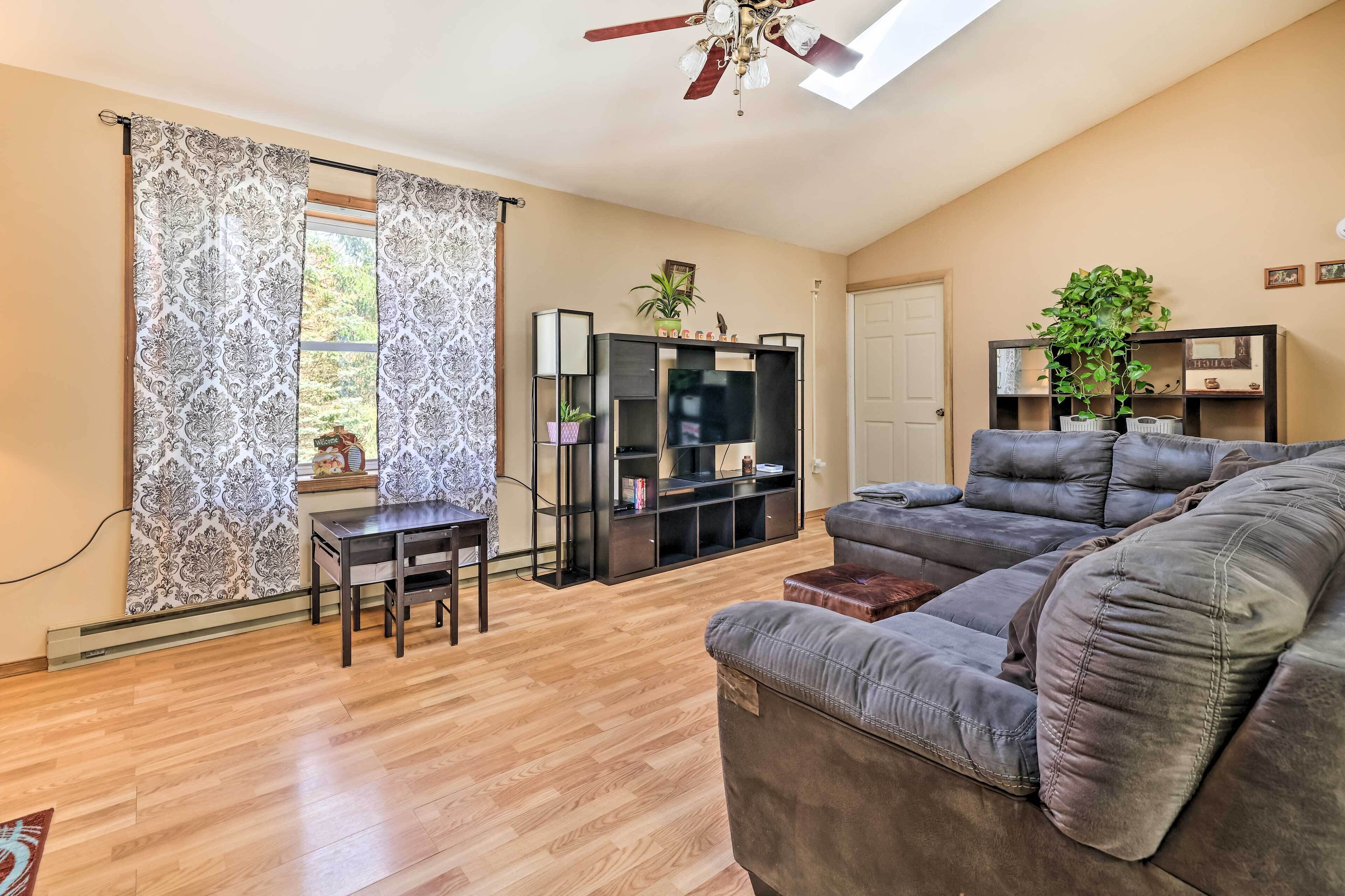 Family-friendly Poconos Country Place Villa!