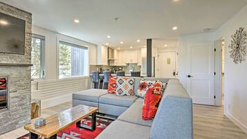 Apartment (1 Bedroom) | Interior