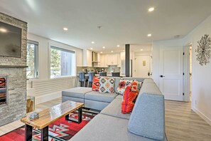 Apartment (1 Bedroom) | Interior