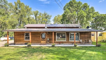 House (5 Bedrooms) | Front of property