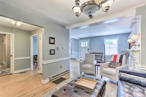 Una televisión, libros