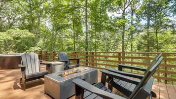 House (2 Bedrooms) | Front of property