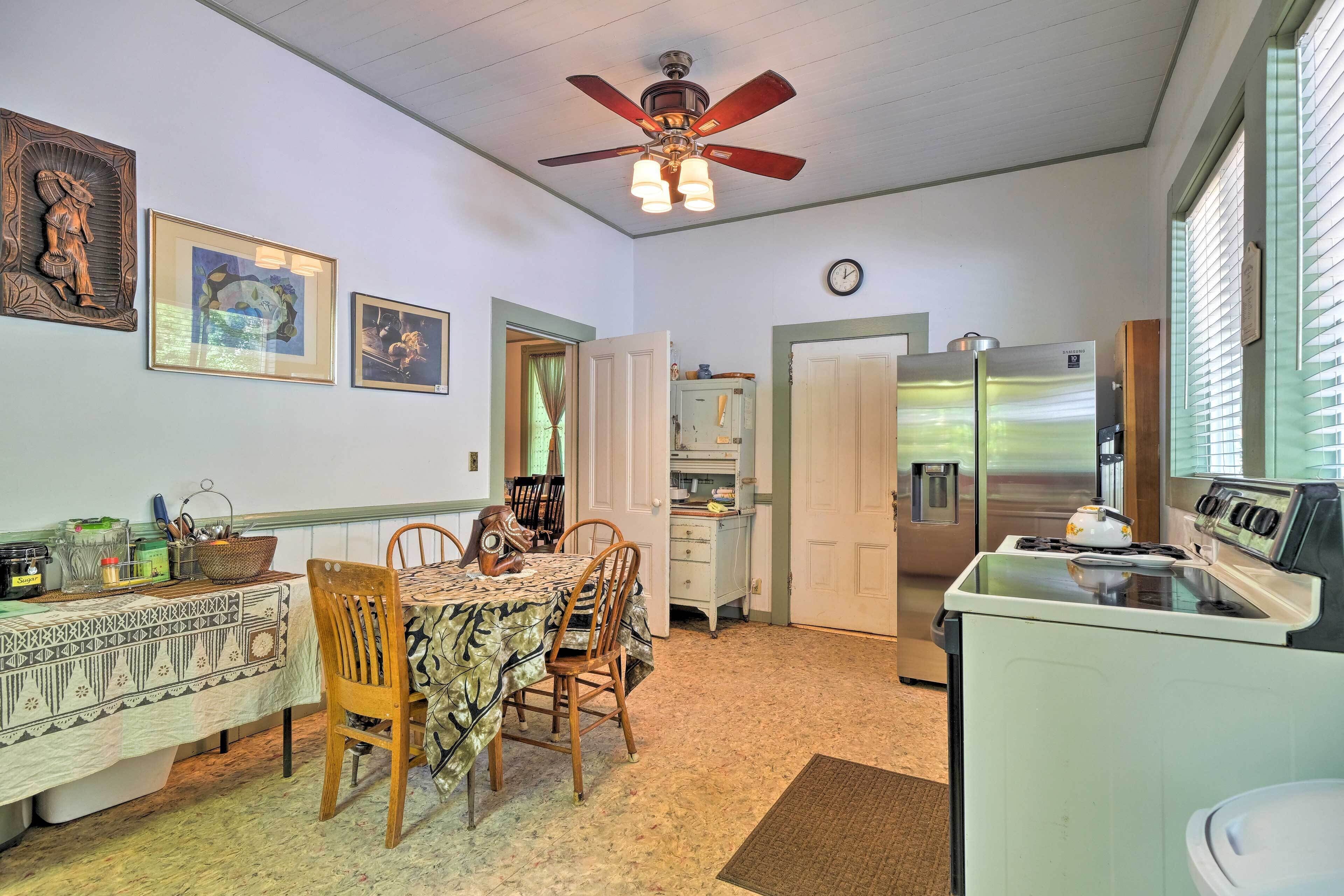 Historic Murphys Home < 1 Mi to Wine Tasting!