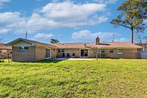 House (4 Bedrooms) | Interior - Gulfport Home w/ Private Yard: 1 Mile to Pier (Gulfport)