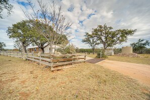 House (3 Bedrooms) | Interior - Historic 'hoffmann Ranch Haus' Near Wineries! (Fredericksburg)