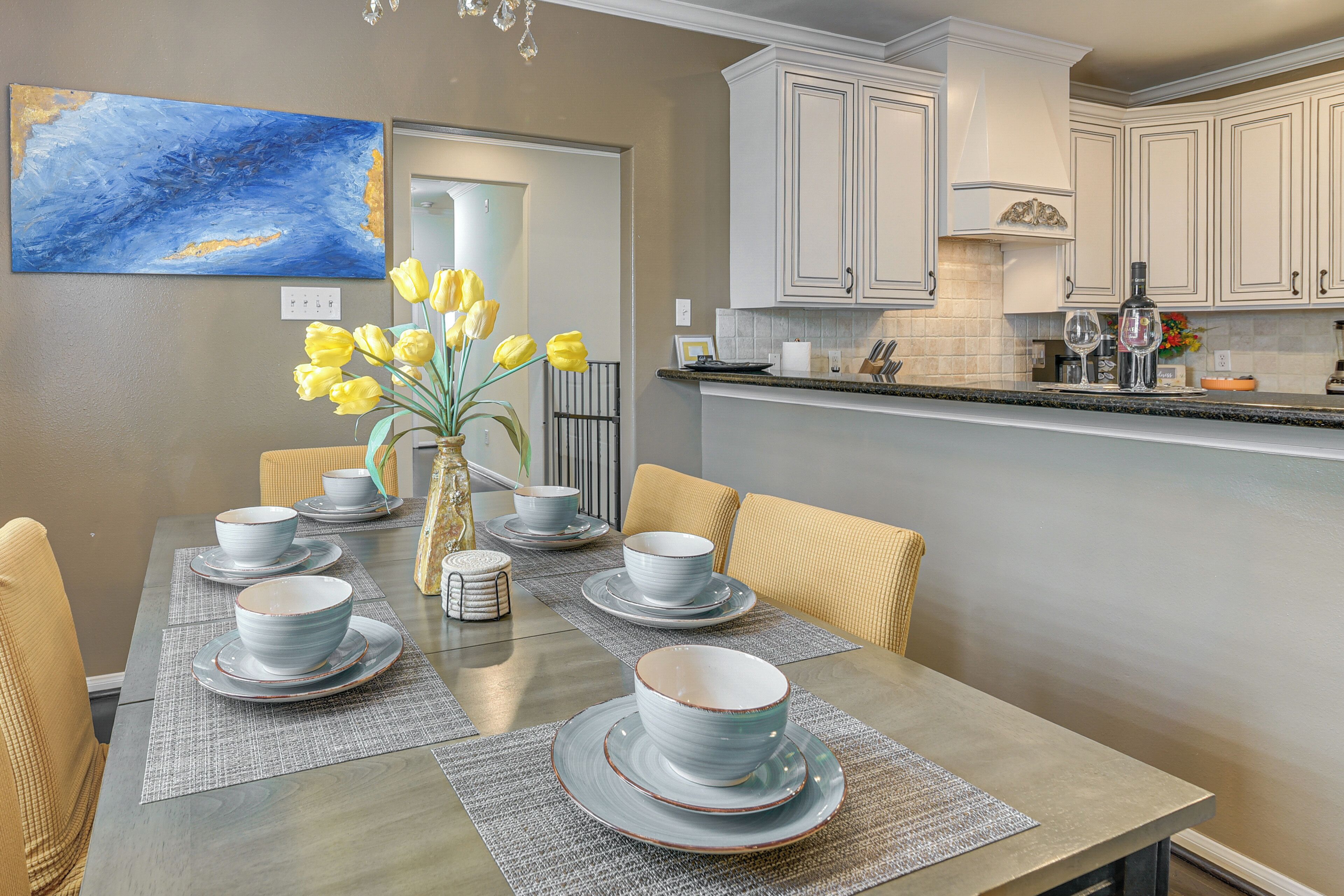 House (3 Bedrooms) | Interior