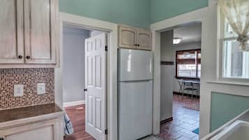 Cottage (2 Bedrooms) | Interior