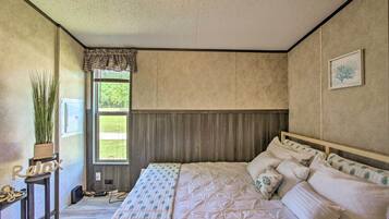 House (1 Bedroom) | Interior