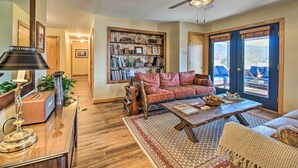 House (3 Bedrooms) | Interior - Home w/ Hot Tub Near Shenandoah Nat'l Park! (Bentonville)