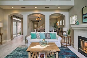 House (2 Bedrooms) | Interior