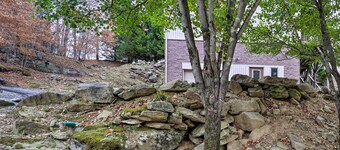 Steps to Beech Mountain Resort: Cozy Getaway