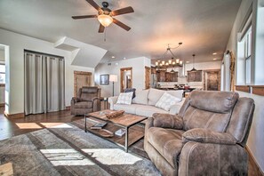 House (4 Bedrooms) | Interior - Mccall Home + Hot Tub ~ 2 Mi to Payette Lake (McCall)