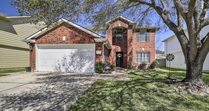 Luxe Home 30 Miles to Houston w/ Pool & Grill