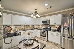 House (3 Bedrooms) | Interior - Luxe Home 30 Miles to Houston w/ Pool & Grill (Cypress)